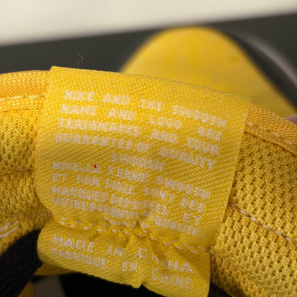 Nike Dunks Sneakers - Picture 5 of 7